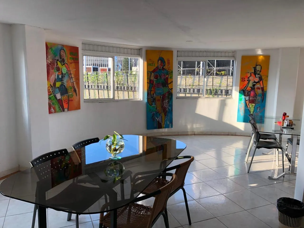 Plaza Mayor Suites Medellín Penzion